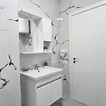 Jona's Luxury Escape Apartamento Sarandë