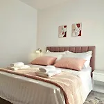 Jona's Luxury Escape Apartamento *
