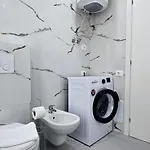 Jona's Luxury Escape