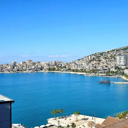 Daire Jona's Luxury Escape *