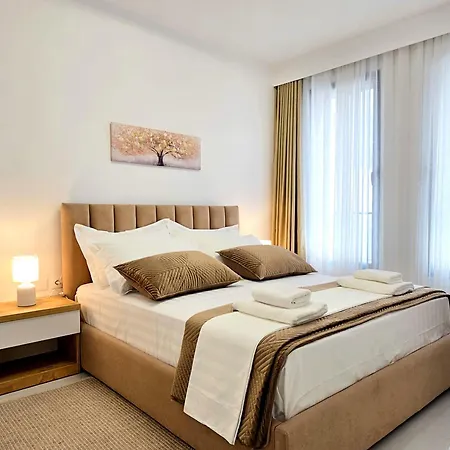 Daire Jona's Luxury Escape Saranda