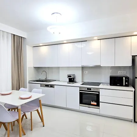 Jona's Luxury Escape Saranda
