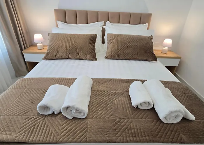 Daire Jona's Luxury Escape Saranda