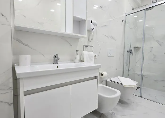 Daire Jona's Luxury Escape Saranda