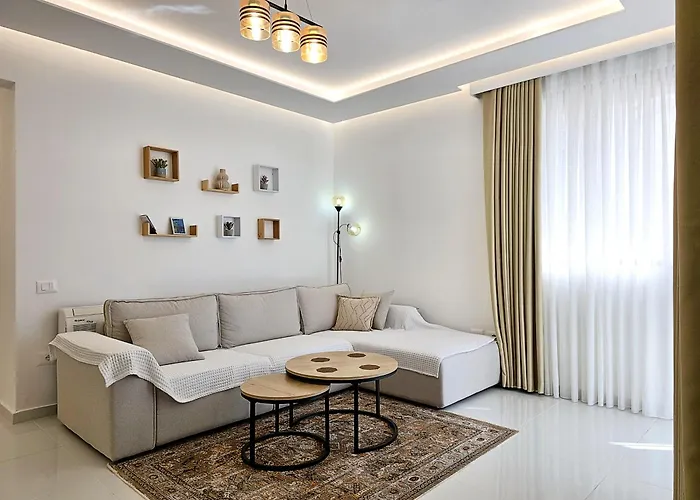 Jona's Luxury Escape Saranda