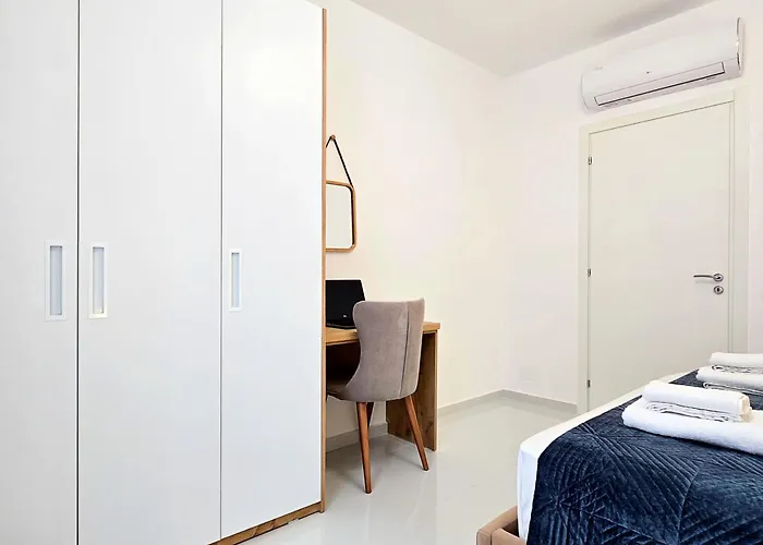 Jona's Luxury Escape *