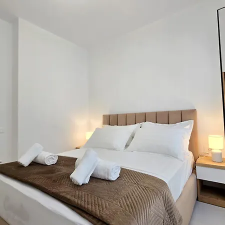 Jona's Luxury Escape Apartman *