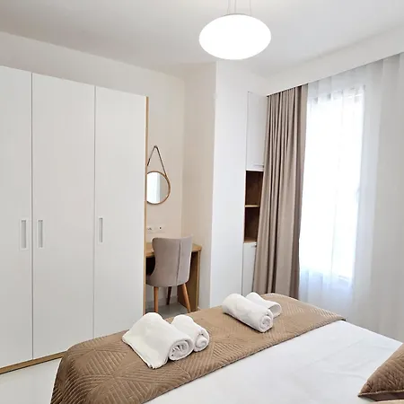 Jona's Luxury Escape Saranda