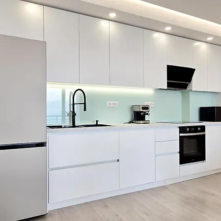 Jona's Luxury Escape * Saranda