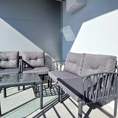 Jona's Luxury Escape