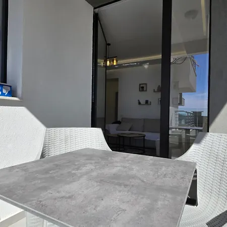 Jona's Luxury Escape * Saranda