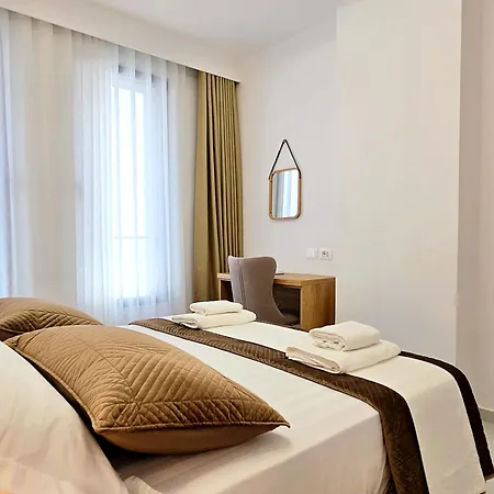 Jona's Luxury Escape * Saranda