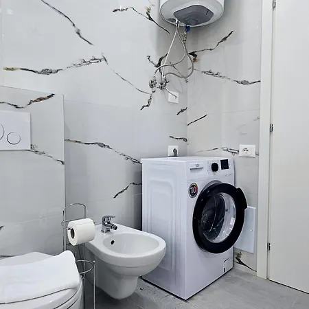 Jona's Luxury Escape