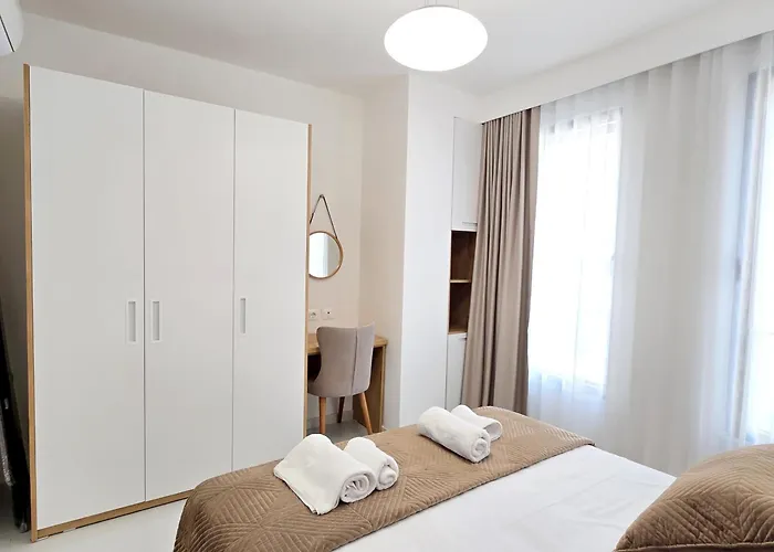 Jona's Luxury Escape Sarandë